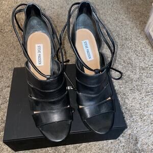 Steve Madden *Darielle* Black Strappy Platform High Heel Pumps Sz 9.5